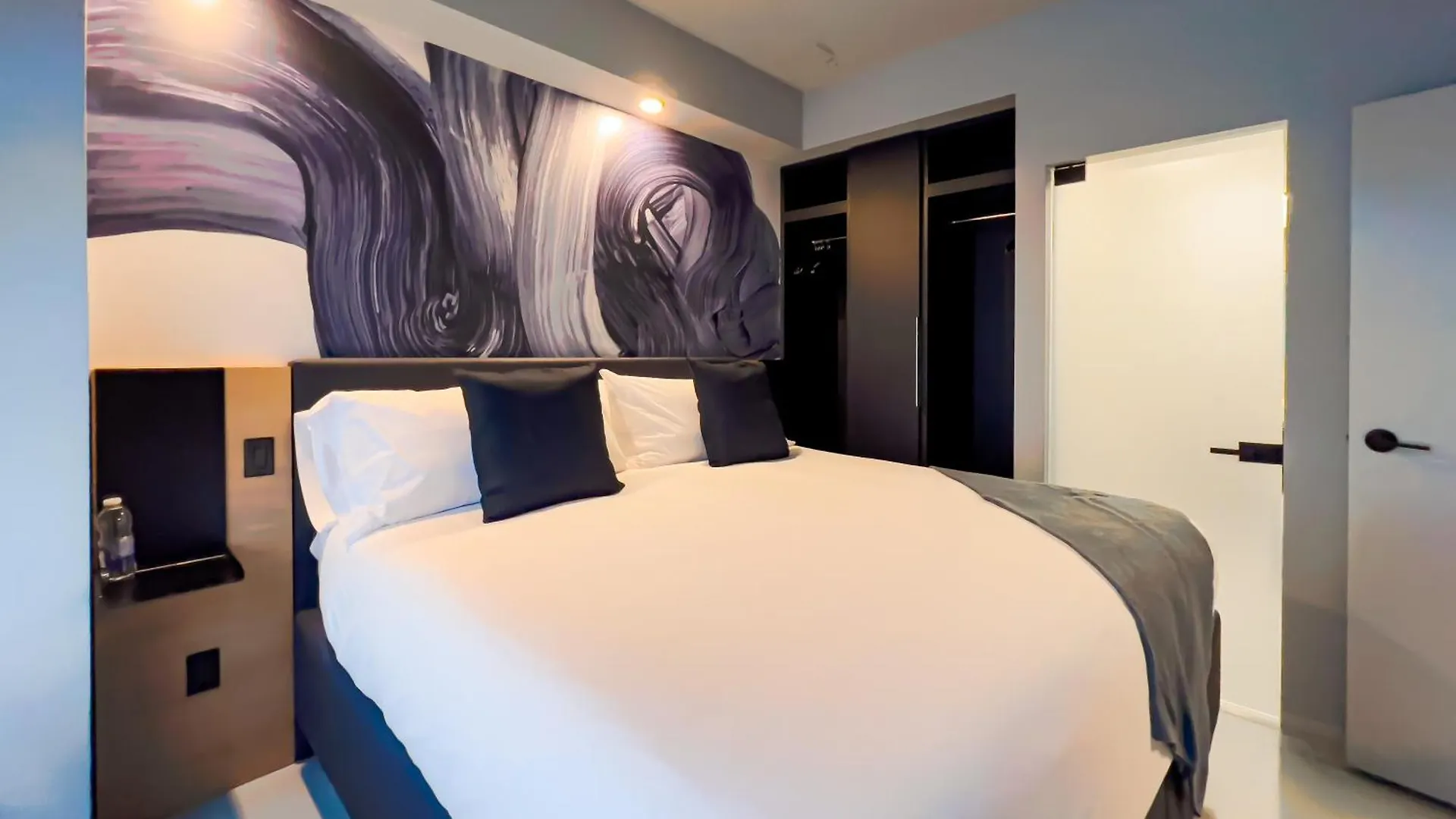 Pierce Boutique Apartments By Simplissimmo Montréal Canadá