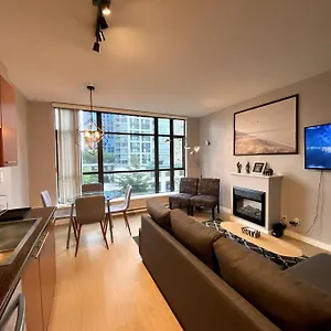 https://entire-condo-in-heart-of-downtown-vancouver.vancouver-hotels-bc.net